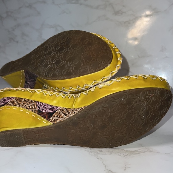 Splendid Lime Green Floral Wedges, Shada. Compliments Galore! Comfy & Fun sz 8.5 - Picture 6 of 11